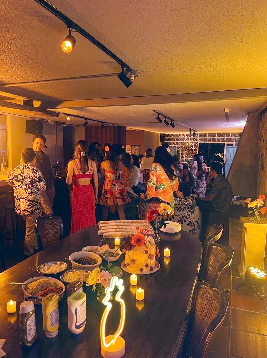 Fiesta temática en Casa Apolonia
